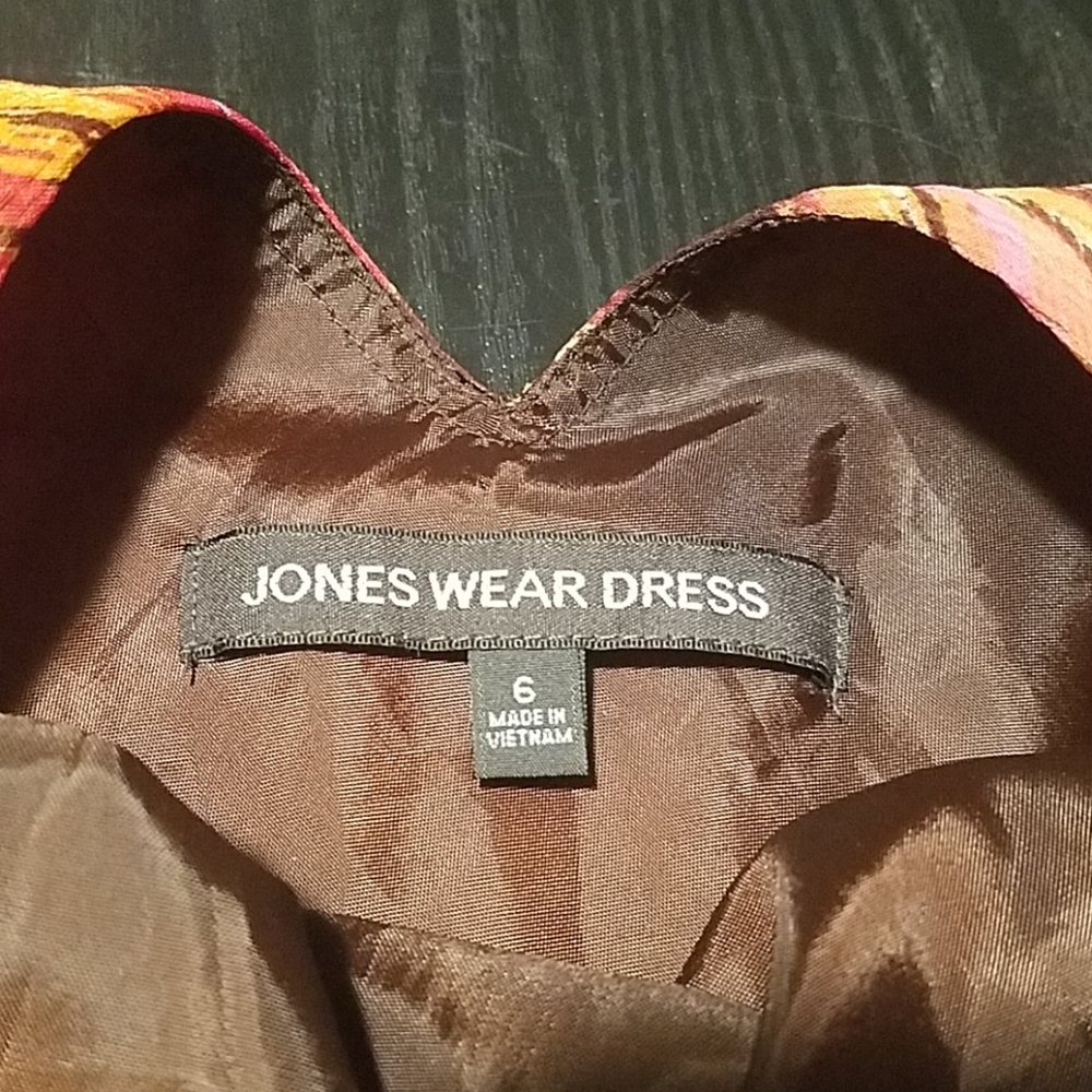 Jones Wear Multicolored Sleeveless Dress (B3) - Picture 5 of 10